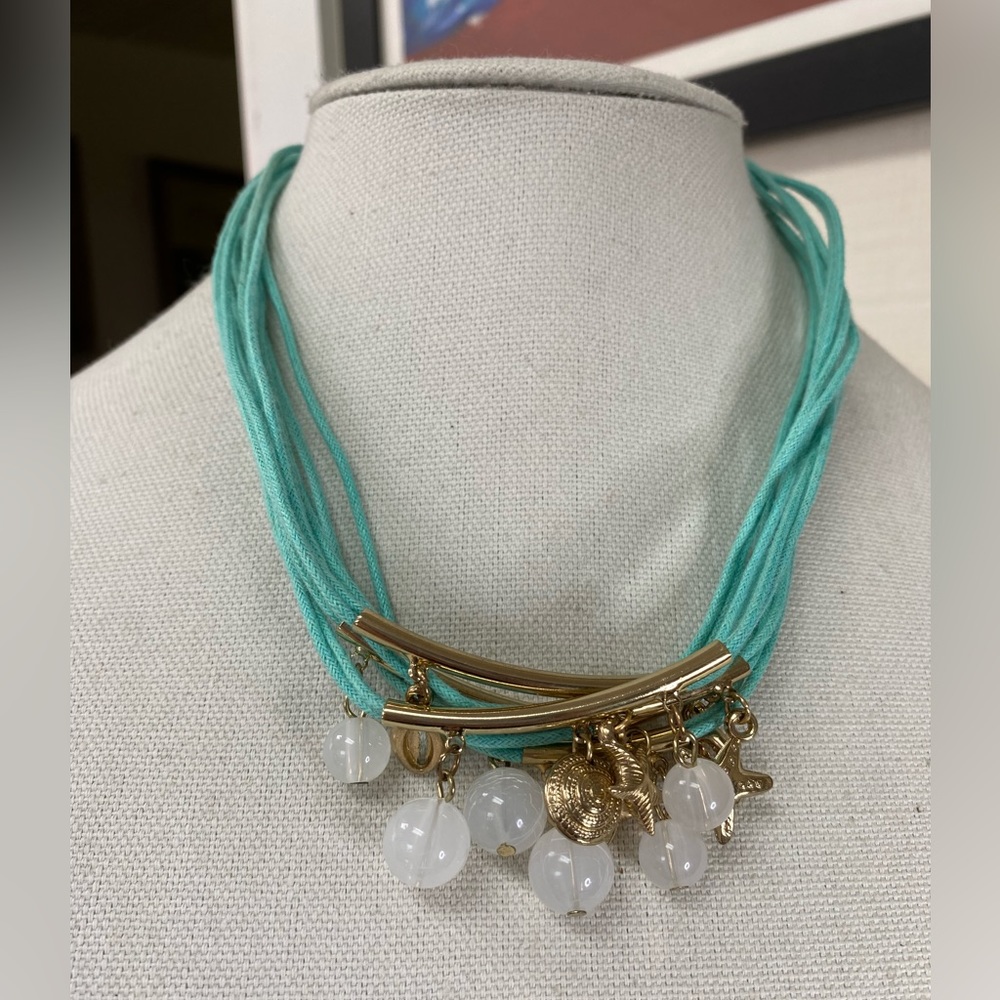 Corded mint green beach vibe resort necklace
